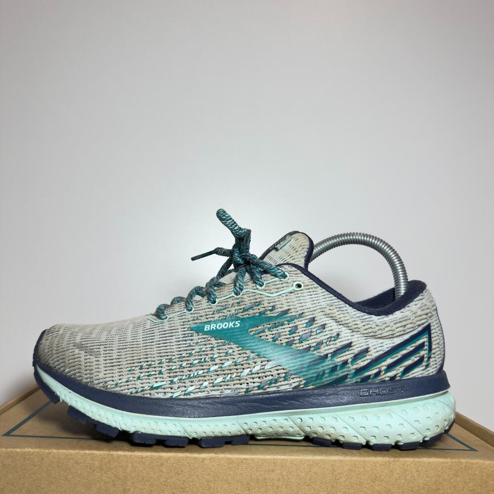 Brooks Ghost 13 Womens Running Shoes Size 8 B Gray Teal Athletic Sneakers Mesh